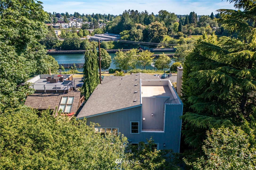3363 West Commodore Way Seattle, WA 98199 - Photo 29 of 40