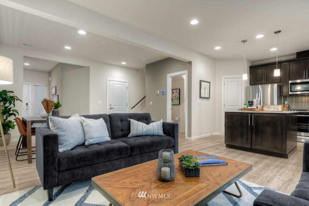 20902 B 42nd Avenue Southeast, Unit 1002 Bothell, WA 98021 - Photo 11 of 31 Gallery Image 11