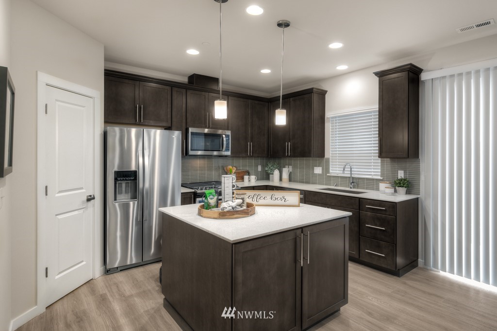 20902 B 42nd Avenue Southeast, Unit 1002 Bothell, WA 98021 - Photo 13 of 31 Gallery Image 13