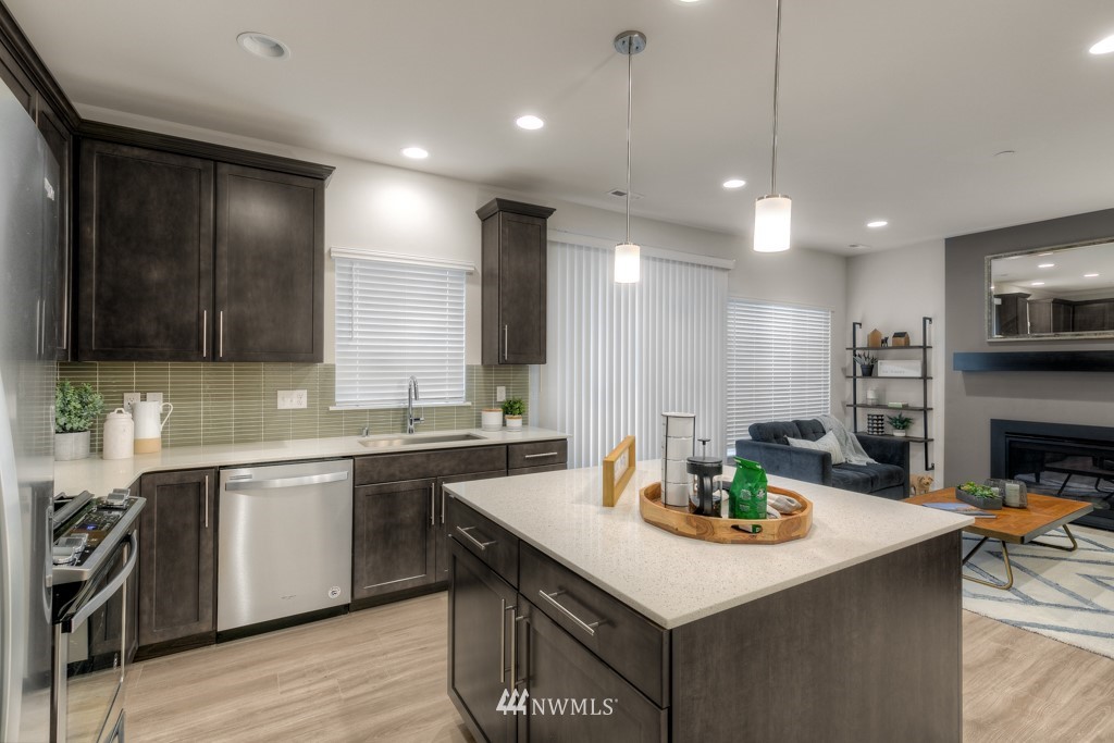 20902 B 42nd Avenue Southeast, Unit 1002 Bothell, WA 98021 - Photo 15 of 31 Gallery Image 15