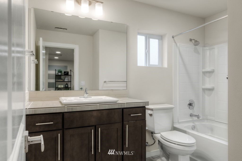 20902 B 42nd Avenue Southeast, Unit 1002 Bothell, WA 98021 - Photo 27 of 31 Gallery Image 27