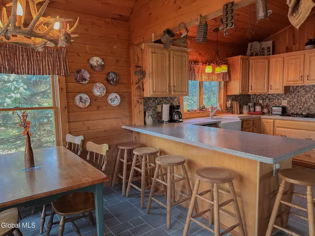 $499,900 | 881 County Road 402, Westerlo, NY 12193