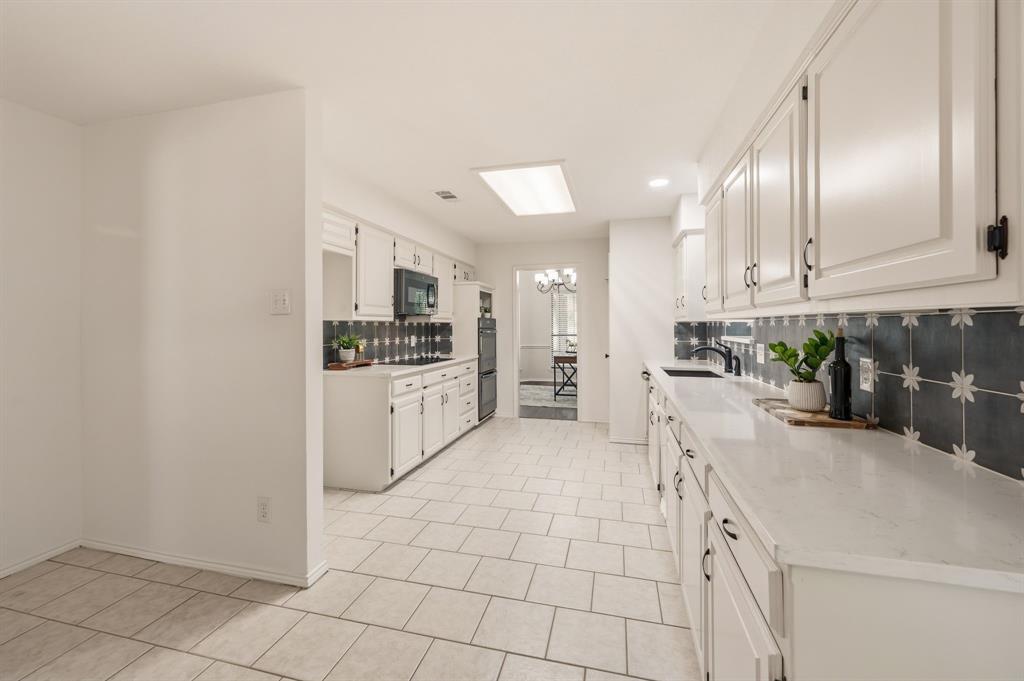 1805 Renfro Road Colleyville, TX 76034 - Photo 11 of 40 Kitchen