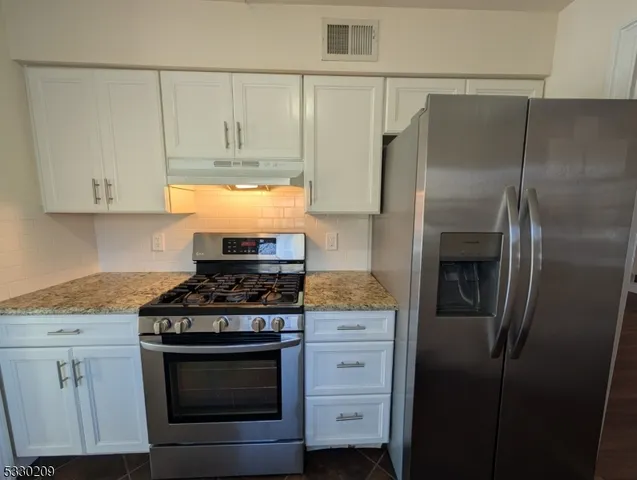 $3,700 | 87 East Main Street, Unit 87A, Mendham, NJ 07945