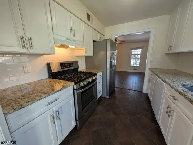 $3,700 | 87 East Main Street, Unit 87A, Mendham, NJ 07945