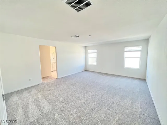 $2,550 | 6972 West Ford Avenue, Las Vegas, NV 89113