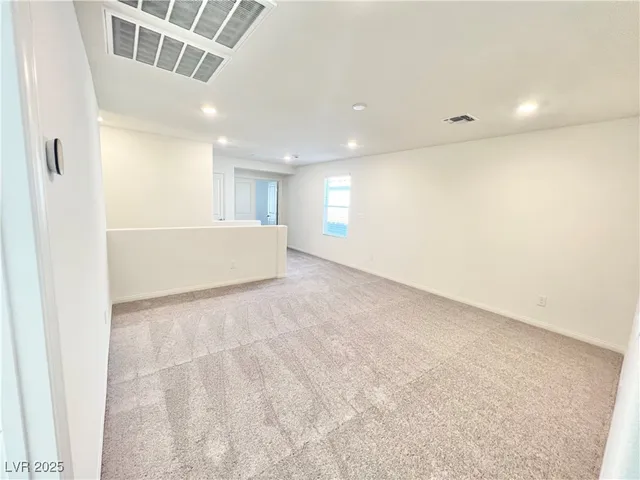 $2,550 | 6972 West Ford Avenue, Las Vegas, NV 89113