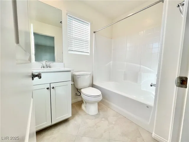 $2,550 | 6972 West Ford Avenue, Las Vegas, NV 89113