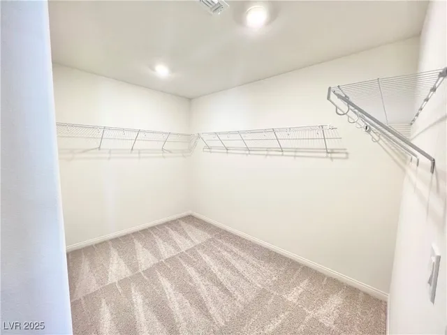 $2,550 | 6972 West Ford Avenue, Las Vegas, NV 89113