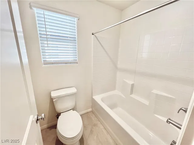 $2,550 | 6972 West Ford Avenue, Las Vegas, NV 89113