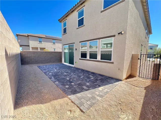 $2,550 | 6972 West Ford Avenue, Las Vegas, NV 89113