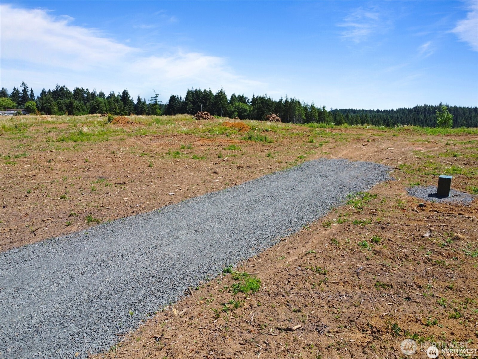 597 Brown Road East Chehalis, WA 98532 - Photo 5 of 17 a view of an ocean beach