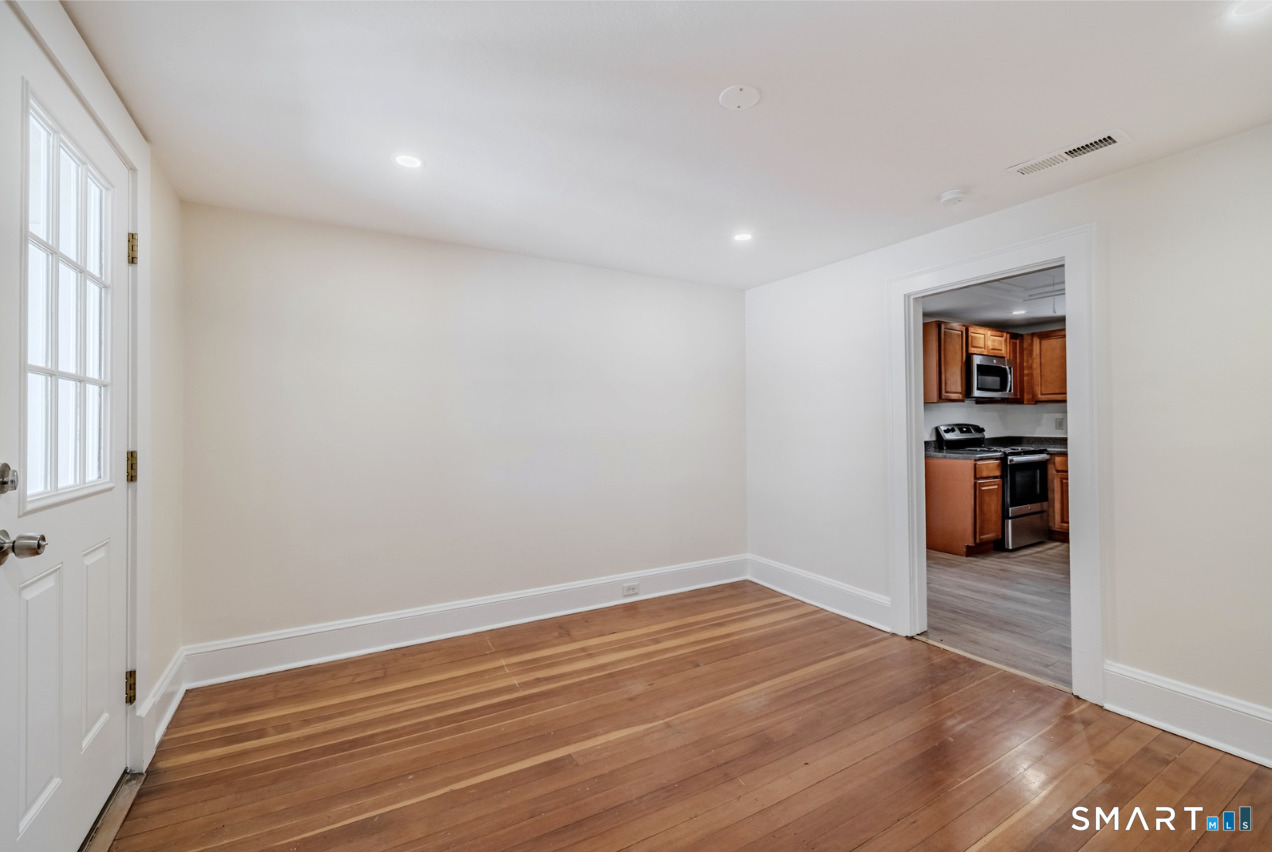 8 Piney Ridge Road Cromwell, CT 06416 - Photo 11 of 21