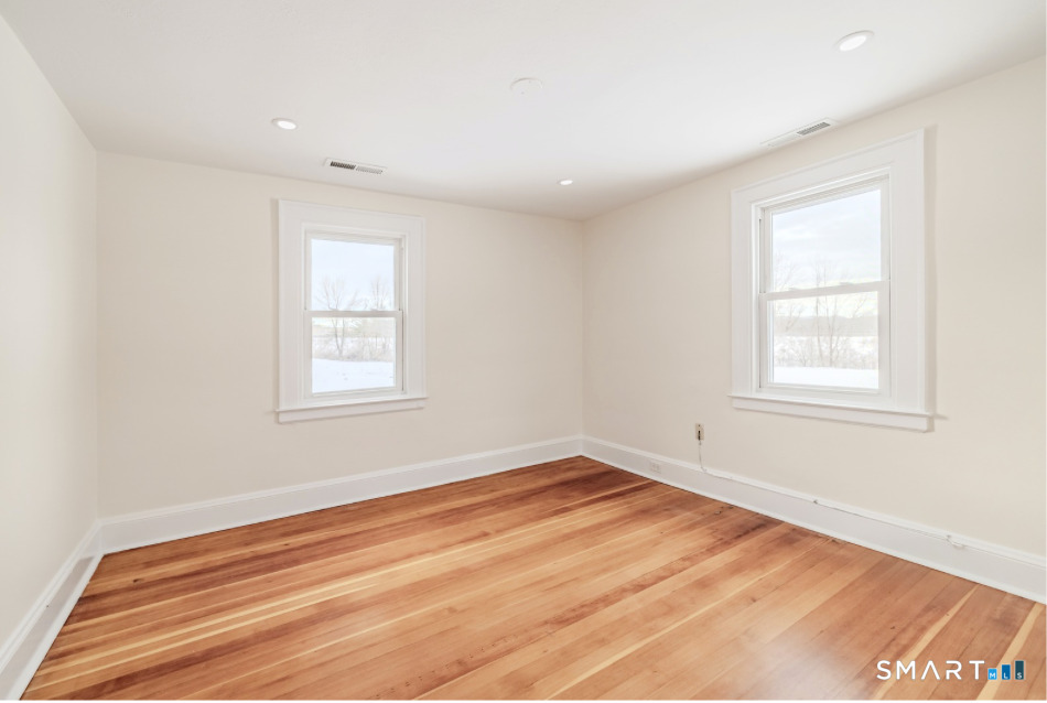 8 Piney Ridge Road Cromwell, CT 06416 - Photo 17 of 21