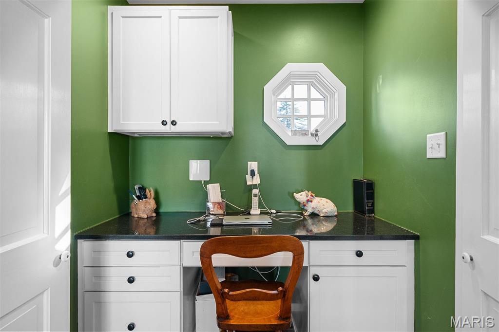 9928 Litzsinger Road St. Louis, MO 63124 - Photo 19 of 55