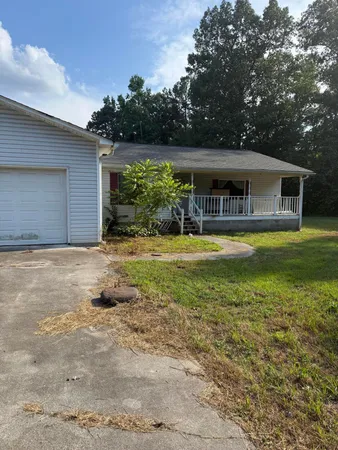 $249,900 | 245 North Airport Circle Northwest, Resaca, GA 30735