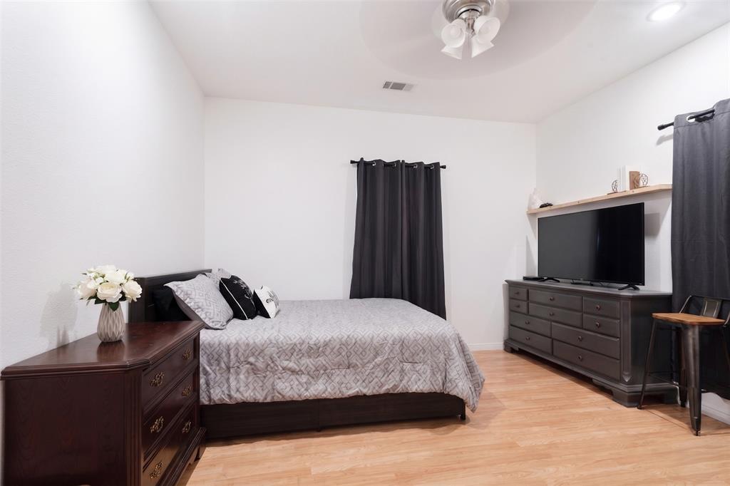 403 Monroe Street Deport, TX 75435 - Photo 12 of 17