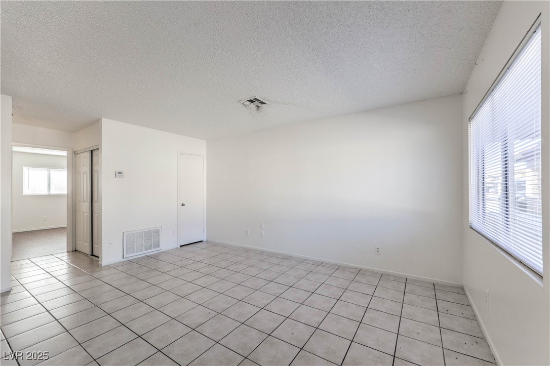 3109 North Walnut Road, Unit B Las Vegas, NV 89115 - Photo 6 of 15