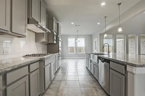 $3,600 | 12923 Lott Avenue, Houston, TX 77089