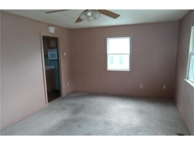 2751 Share Street Springfield, OH 45505 - Photo 2 of 10