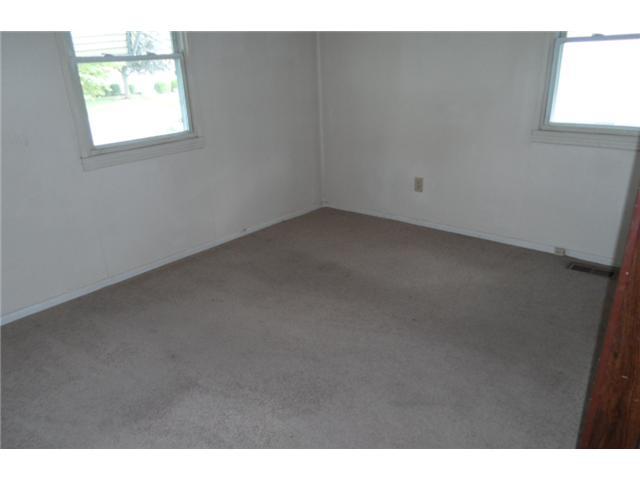 2751 Share Street Springfield, OH 45505 - Photo 7 of 10
