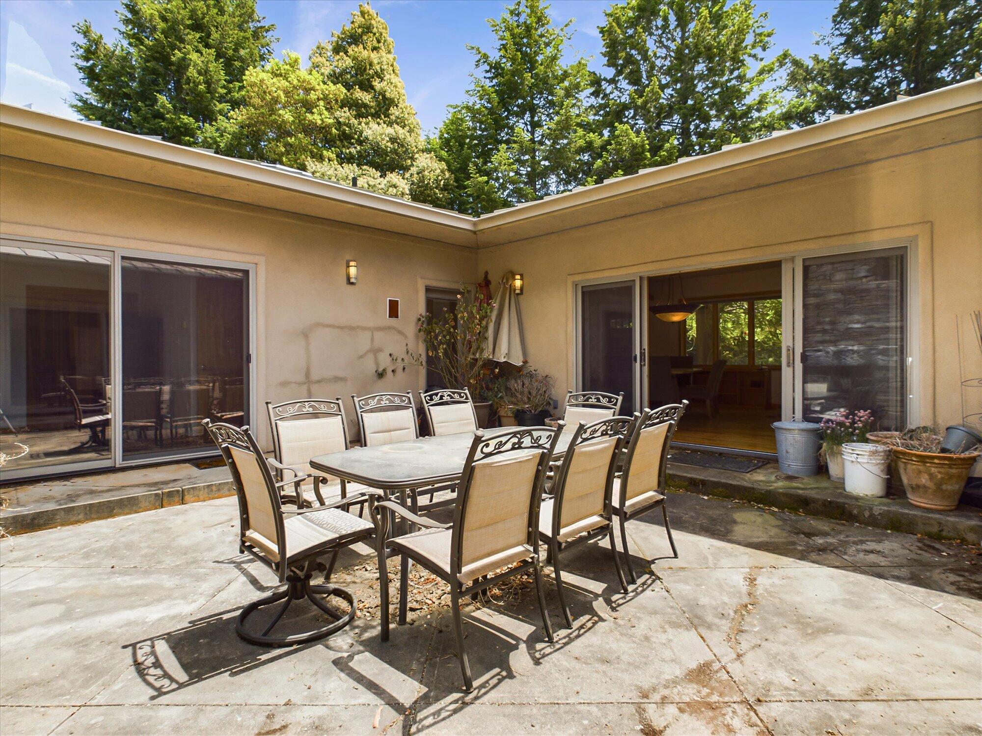 5500 Goodman Ranch Road Garberville, CA 95542 - Photo 23 of 153