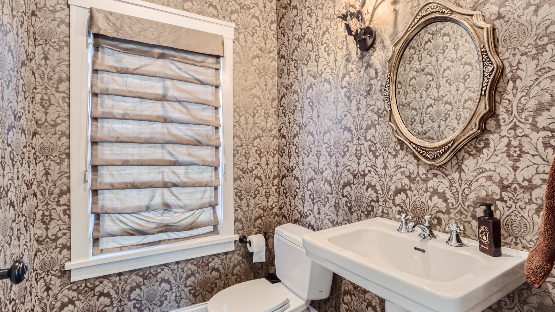 712 Courtland Avenue Park Ridge, IL 60068 - Photo 14 of 42 Gallery Image 14