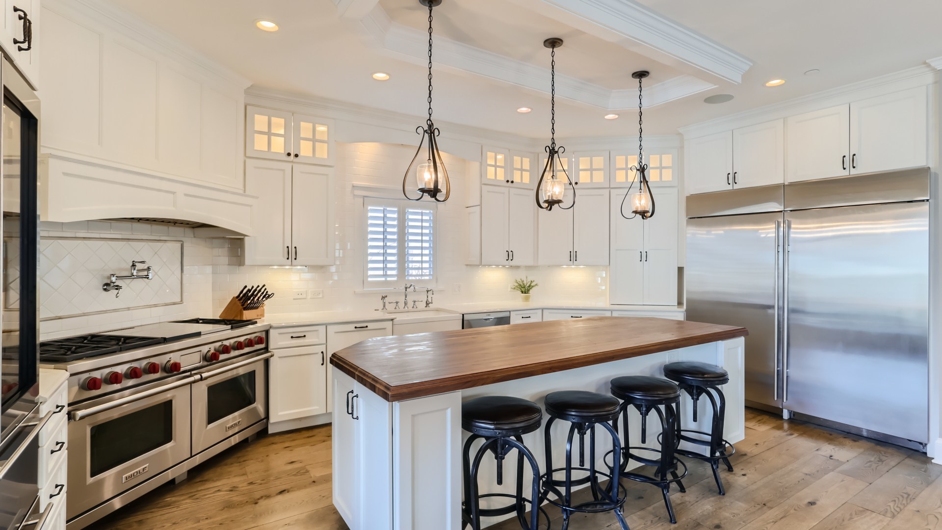 712 Courtland Avenue Park Ridge, IL 60068 - Photo 9 of 42 Gallery Image 9