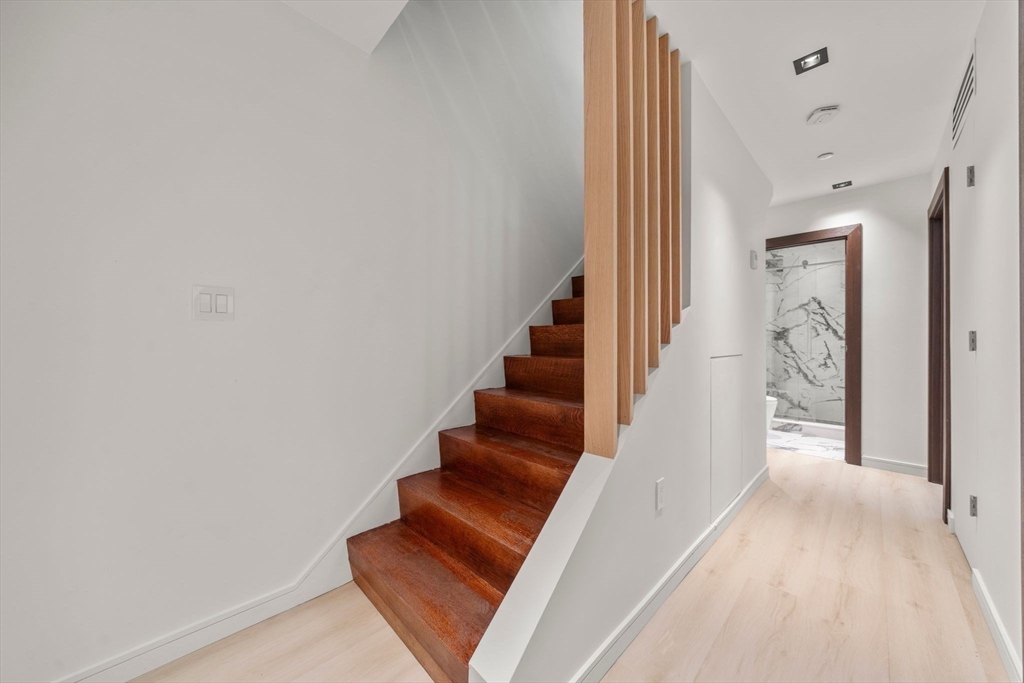 302 Elliot Street, Unit 3 Newton, MA 02464 - Photo 23 of 33