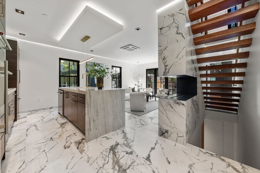 302 Elliot Street, Unit 3 Newton, MA 02464 - Photo 10 of 33