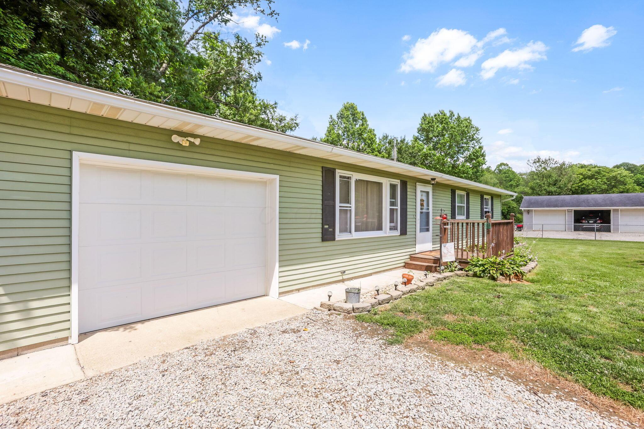 27188 Stuart Road Rockbridge, OH 43149 - Photo 3 of 48 4-web-or-mls-LO5A5308