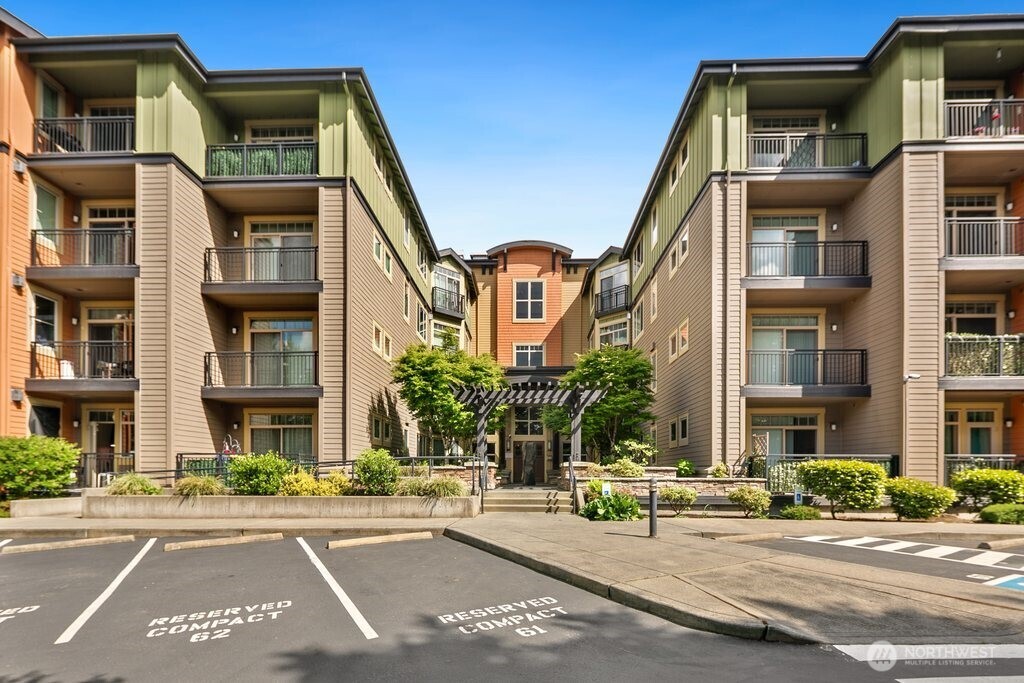 15730 116th Avenue Northeast, Unit 305 Bothell, WA 98011 - Photo 30 of 39