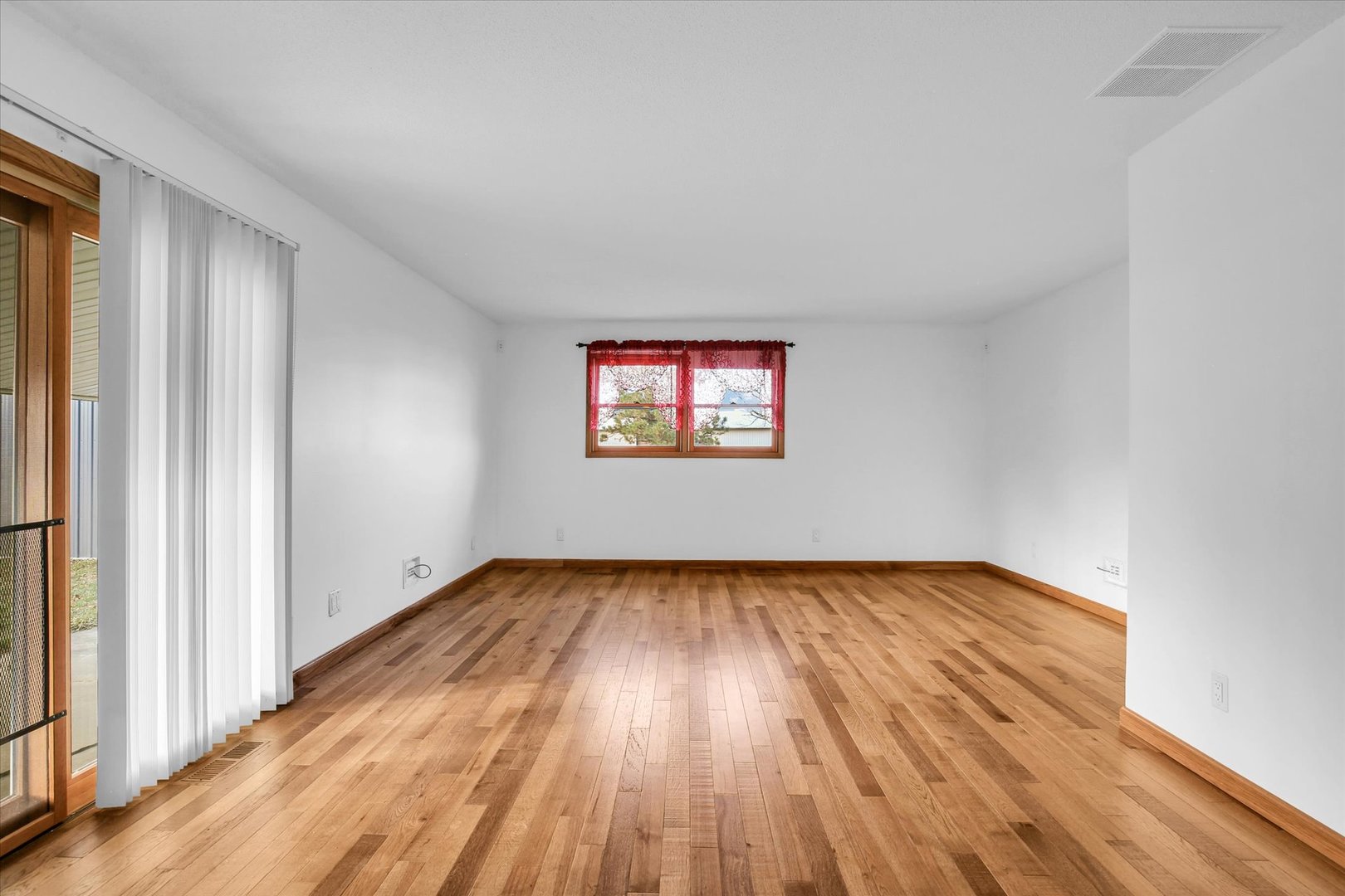 849 North Piatt Street Bement, IL 61813 - Photo 16 of 42