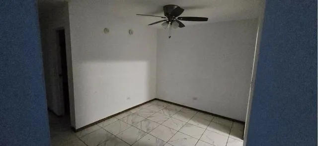 $150,000 | 212 Shorewood Drive, Glendale Heights, IL 60139