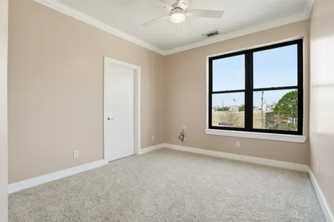 $470,000 | 2301 Crawford Street, Houston, TX 77004