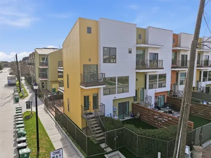 $470,000 | 2301 Crawford Street, Houston, TX 77004