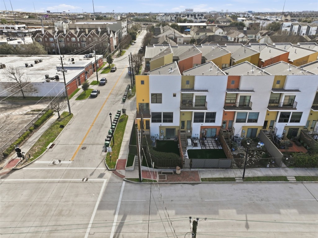 2301 Crawford Street Houston, TX 77004 - Photo 25 of 32 Outdoor views of 2301 Crawford street. Corner unit