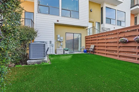 $470,000 | 2301 Crawford Street, Houston, TX 77004