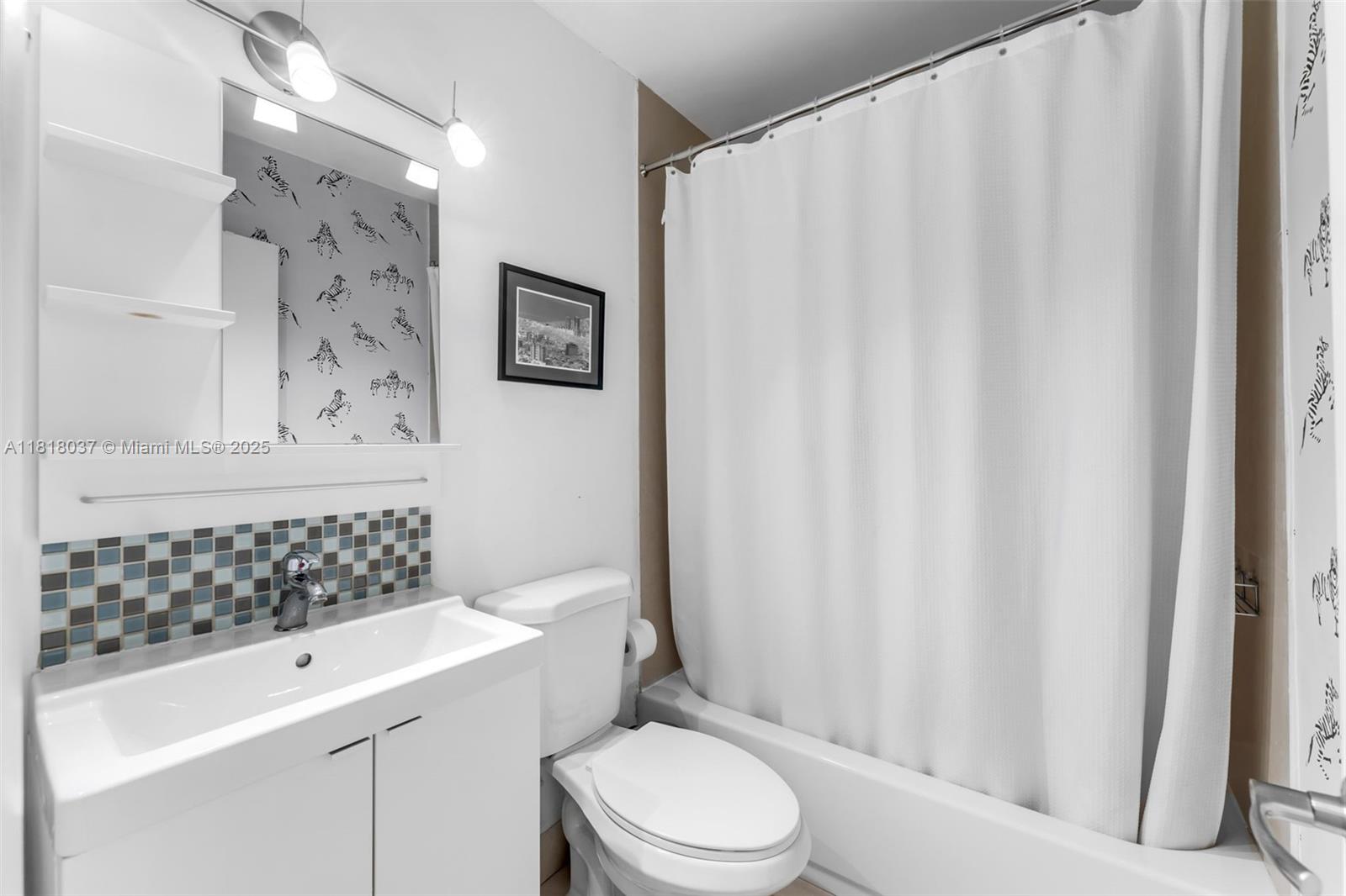 3075 Southwest 19th Street Miami, FL 33145 - Photo 21 of 35 Gallery Image 21