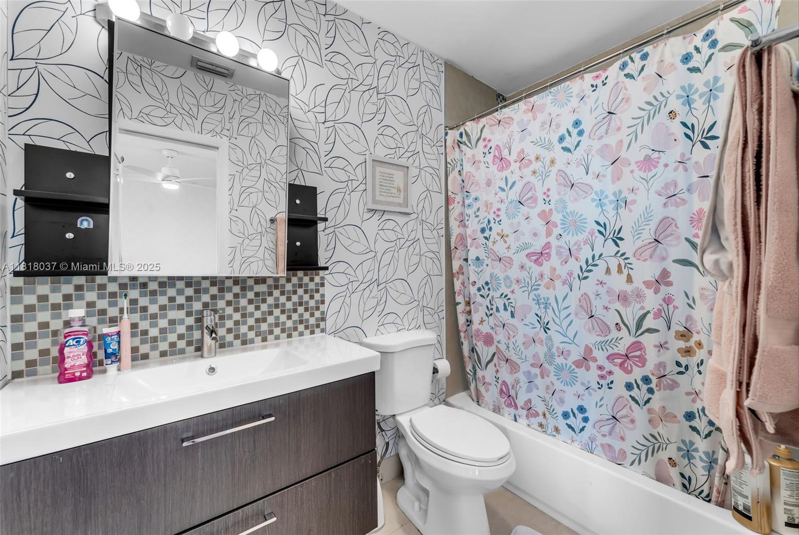 3075 Southwest 19th Street Miami, FL 33145 - Photo 26 of 35 Gallery Image 26