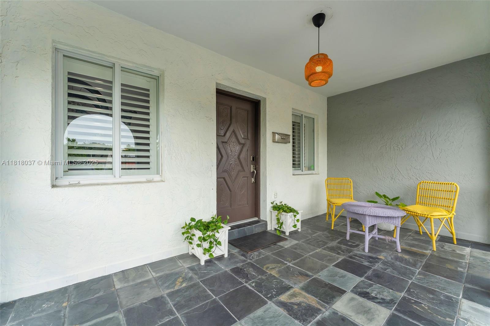 3075 Southwest 19th Street Miami, FL 33145 - Photo 5 of 35 Gallery Image 5