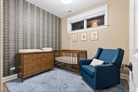 $899,900 | 831 West Buckingham Place, Unit 1, Chicago, IL 60657