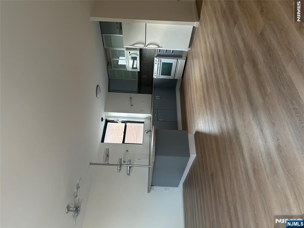 200 Division Street, Unit 2H Cliffside Park, NJ 07010 - Photo 7 of 16