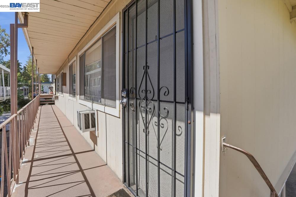 1486 Marclair Drive Concord, CA 94521 - Photo 3 of 31