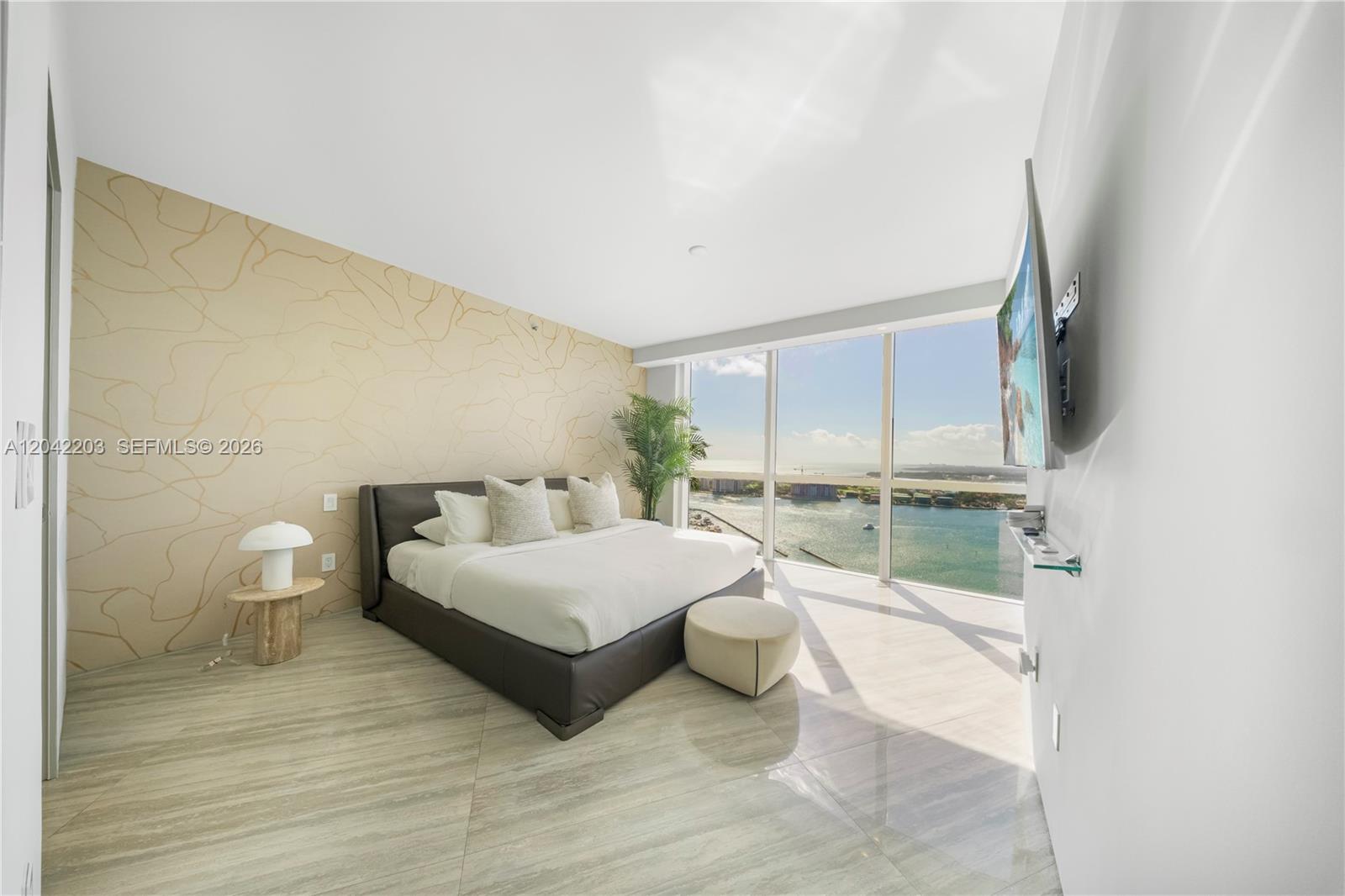 450 Alton Road, Unit 3301 Miami Beach, FL 33139 - Photo 27 of 45