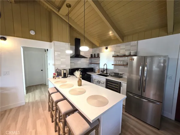 $435,000 | 738 West Victoria Court, Lake Arrowhead, CA 92352