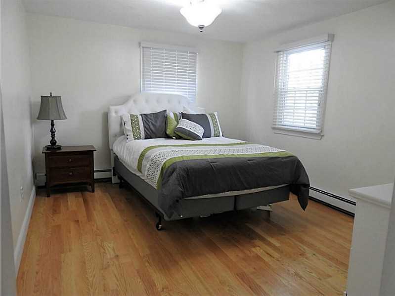 43 Wanda Street Narragansett, RI 02882 - Photo 16 of 24 Bedroom.