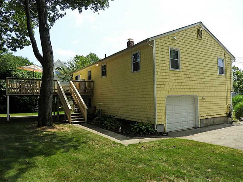 43 Wanda Street Narragansett, RI 02882 - Photo 24 of 24 Exterior Back.