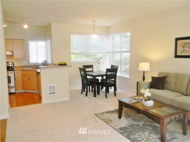 3914 243rd Place Southeast, Unit L304 Bothell, WA 98021 - Photo 6 of 19