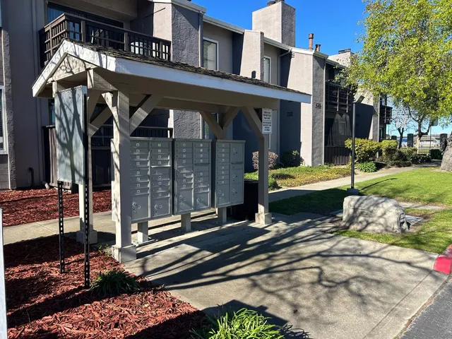 $360,000 | 427 West Laurel Drive, Unit A, Salinas, CA 93906